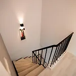 One-bedroom Duplex With Balcony Near Pipera Metro Apartmán *