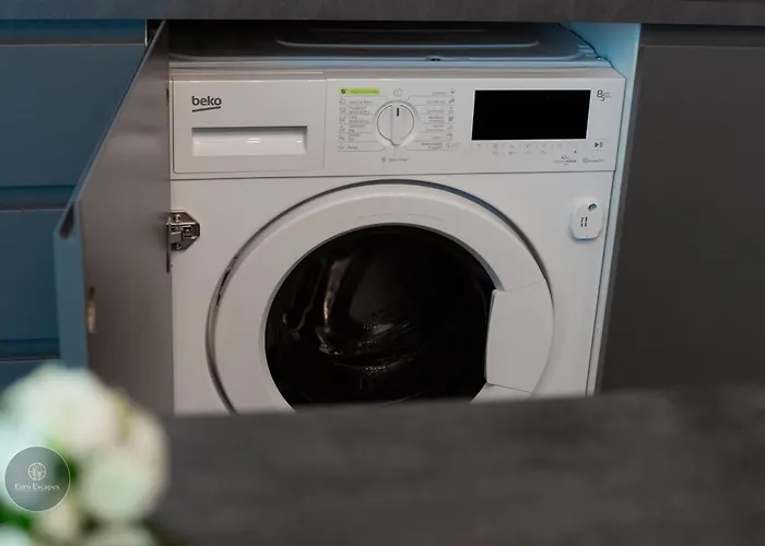 One-Bedroom Duplex With Balcony Near Pipera Metro Βουκουρέστι