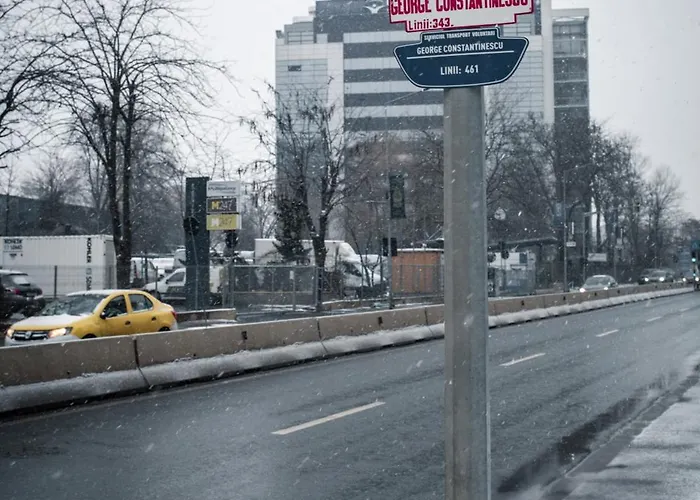 Apartman 2-level Luxury 1-bedroom Duplex With Balcony Near Promenada Mall