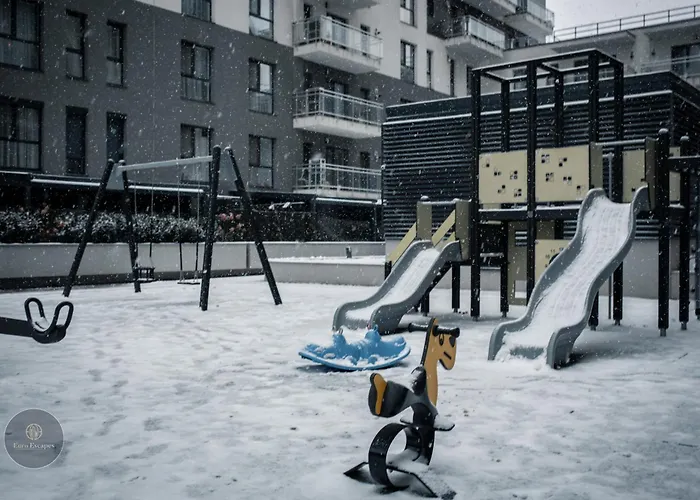 2-level Luxury 1-bedroom Duplex With Balcony Near Promenada Mall Apartman *