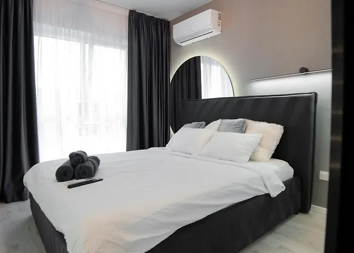 Apartment One-Bedroom Duplex With Balcony Near Pipera Metro *