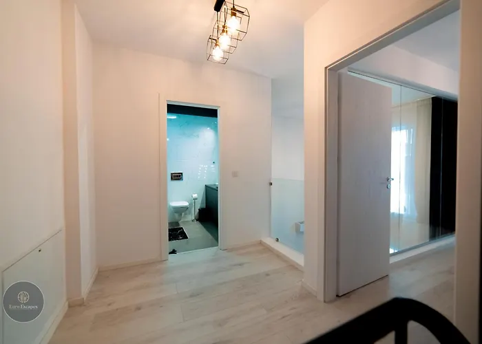 One-Bedroom Duplex With Balcony Near Pipera Metro *